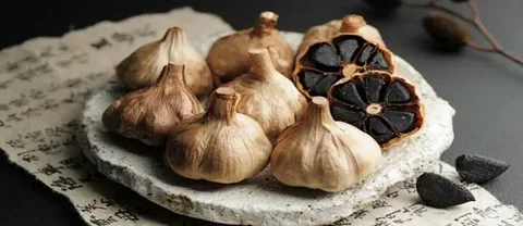 سیر سیاه فرآوری شده oab پر خاصیت و سالم حاصل تخمیر کنترل شده